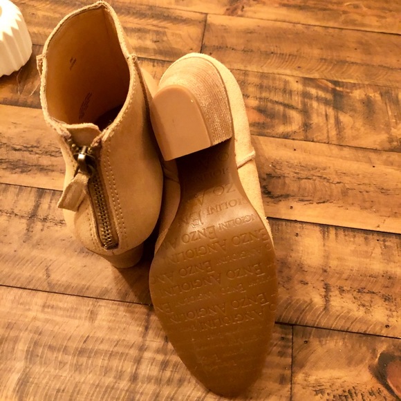 Enzo Angiolini Tan Suede Booties - Picture 3 of 6